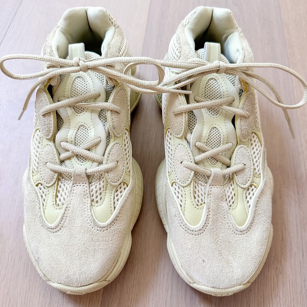 Adidas Yeezy 500 Super Moon Yellow size 9